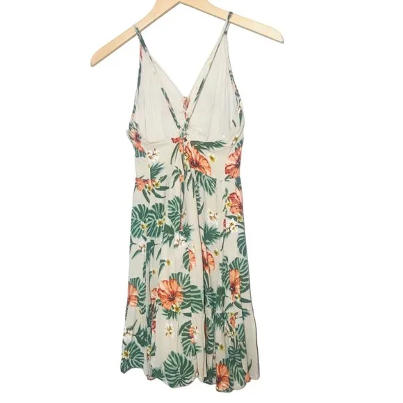 MISS ME Floral  Crochet Tassel Tie Neck Strappy Back Dress In Cream Size… - Picture 2 of 9